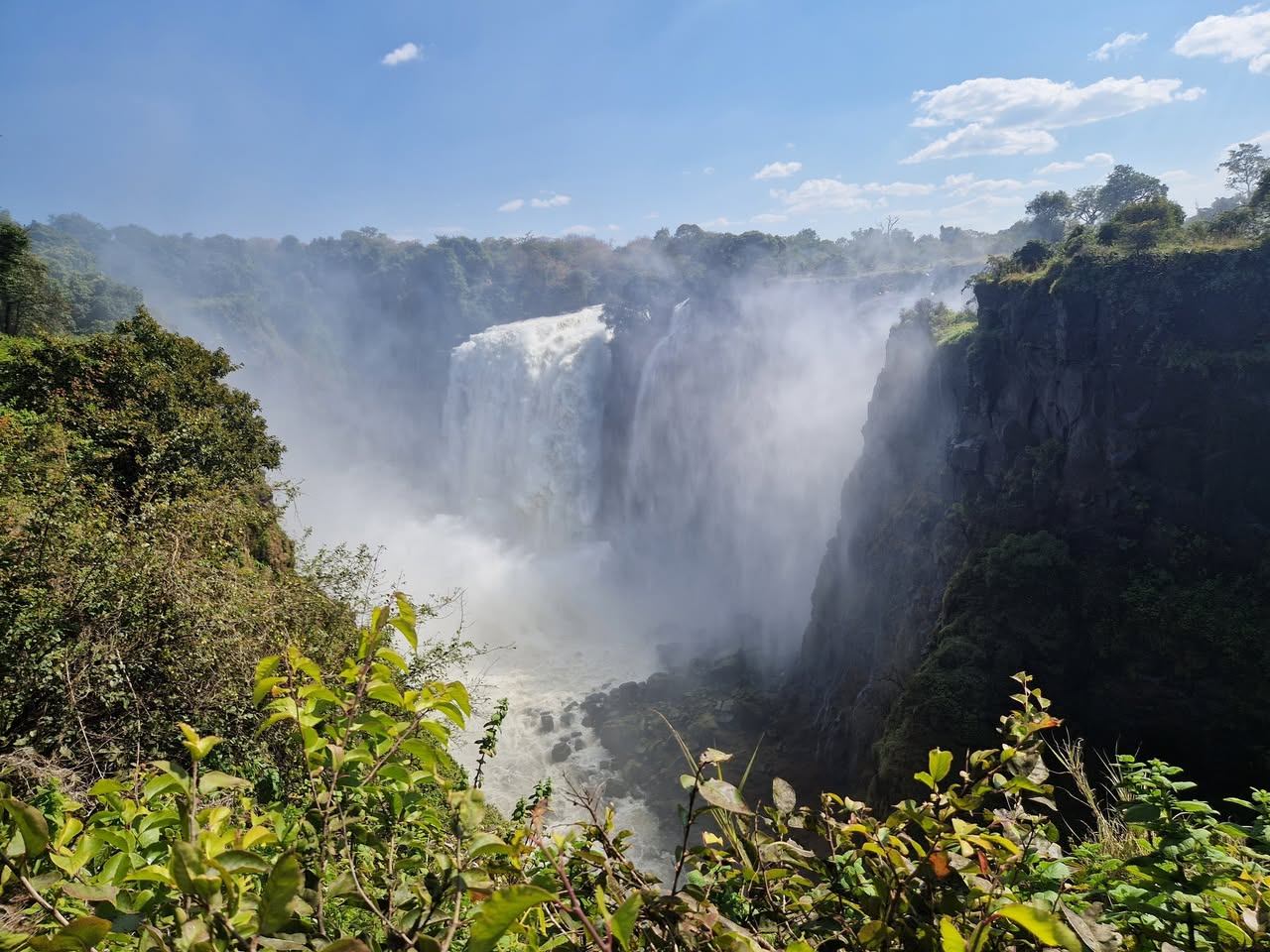 Titulní fotografie ke článku Botswana, JAR, Namibie, Zimbabwe – červen 2025, den 3